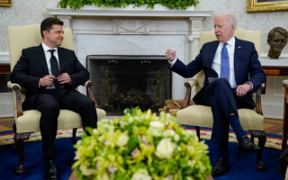 О чем был третий разговор Зеленского с Байденом: подробности