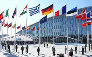 Главы МИД стран НАТО провели внеочередное заседание перед переговорами с РФ