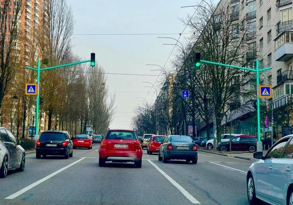 Украинцев предупредили о появлении нового дорожного знака: что он означает