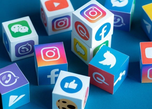 Украинцам планируют выдавать карточки на продукты: комментарии в соцсетях