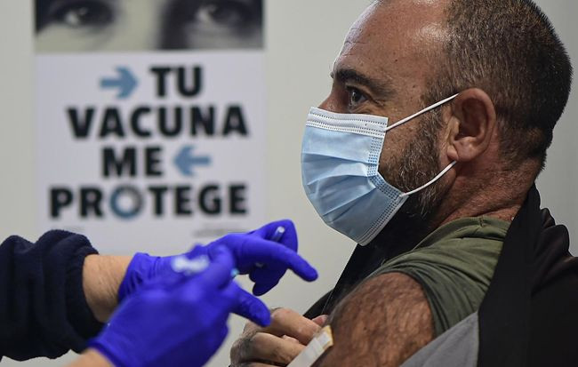 В каких странах Европы вакцинация от COVID обязательна