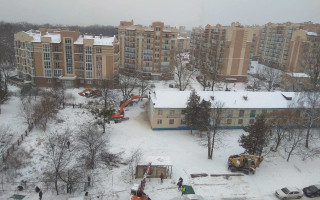 У Києві знесли гуртожиток на Метрологічній: поліція зайнялась справою