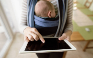 Як жителям ТОТ отримати «пакунок малюка» або грошову винагороду