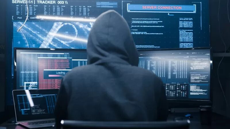 Польша прокомментировала хакерскую атаку на правительственные сайты Украины