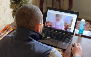 В Киеве педофил изнасиловал маленькую девочку