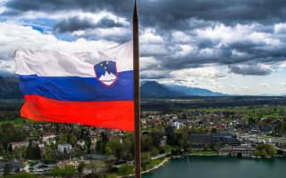 Словения ужесточила правила въезда в страну для непривитых туристов