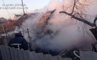 Смертельный пожар под Одессой: в доме нашли обгоревший труп