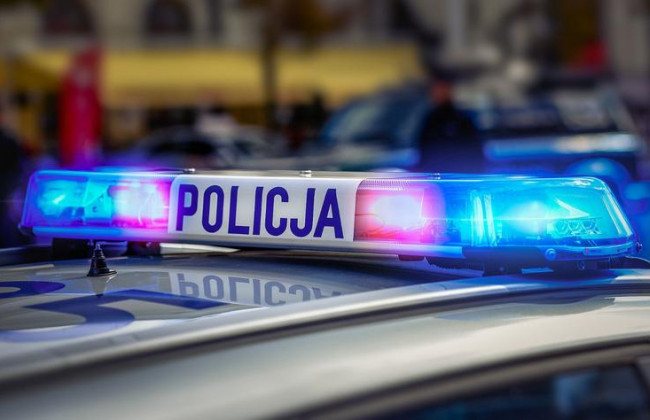 В Польше мужчина с мачете напал на группу людей: подробности