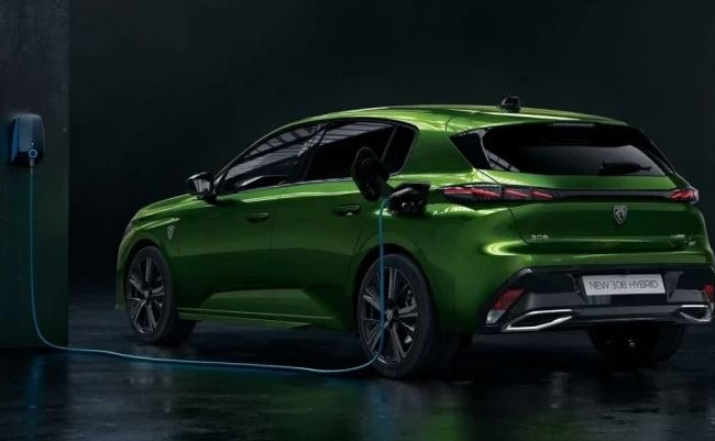 Peugeot представит новый электромобиль: что известно