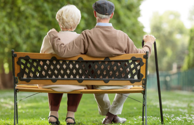 В Украине стало меньше пенсионеров, но 50 % из оставшихся получают пенсию менее 110 долларов