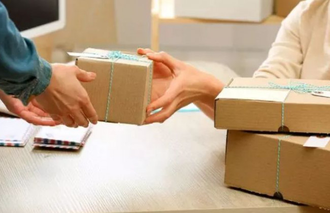 Штамм «Омикрон» научился «прятаться» в посылках из-за границы