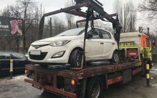 Не платиш штрафи – залишишся без авто: у боржника забрали автомобіль