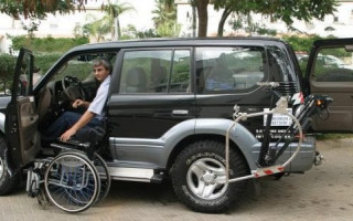 Кабмін схвалив законопроект щодо забезпечення осіб з інвалідністю автомобілями: деталі