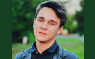 Под Киевом пропал 16-летний парень с протезом на правой ноге, фото