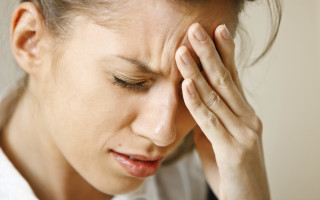 Большинство побочных реакций от вакцины — это самовнушение: что говорят ученые