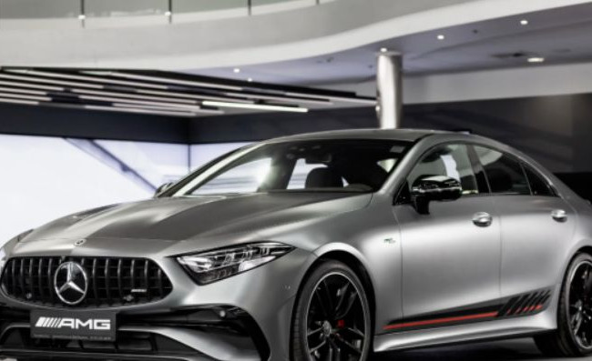 В Украине начались продажи «заряженного» спортседана Mercedes-Benz