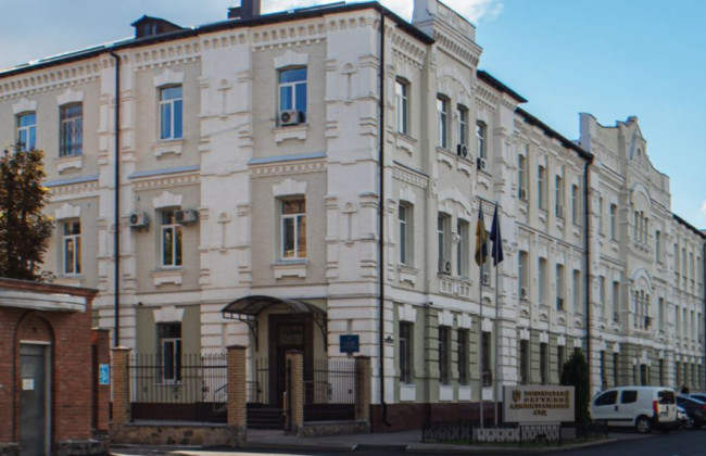 Полтавський окружний адмінсуд змінює графік видачі документів та надання судових справ для ознайомлення