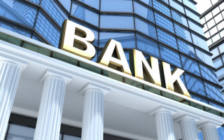 Мільйонні збитки та доведення до неплатоспроможності: підозрюють ексначальника управління банку