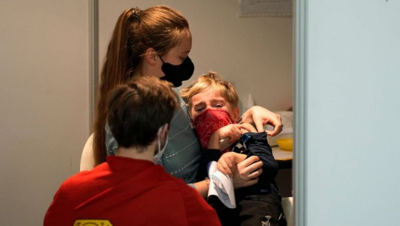 В Чехии неожиданно отказались от плана обязательной COVID-вакцинации