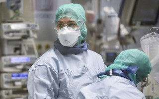 В Україні обіцяють жорстоко карати керівників медзакладів за переведення лікарів на пів ставки