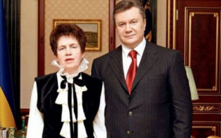 У Януковича опровергли информацию о смерти его жены
