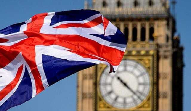 Великобритания вслед за США эвакуирует дипломатов из Украины