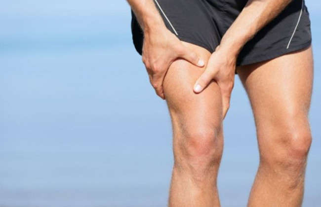 Назвали симптомы, указывающие на заражение штаммом «Омикрон»