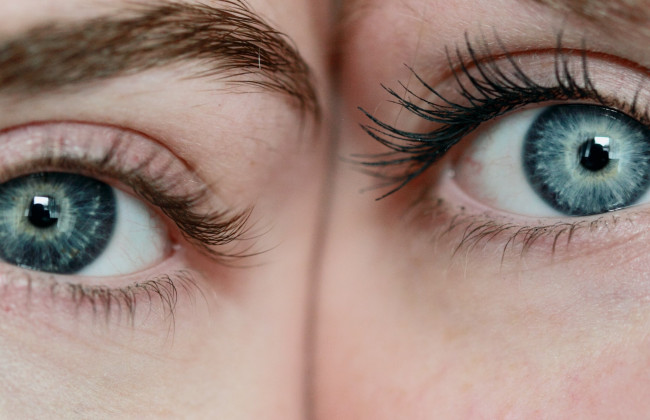 Как избежать попадания «Омикрона» в организм через глаза