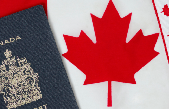 Канада призвала семьи дипломатов покинуть Украину