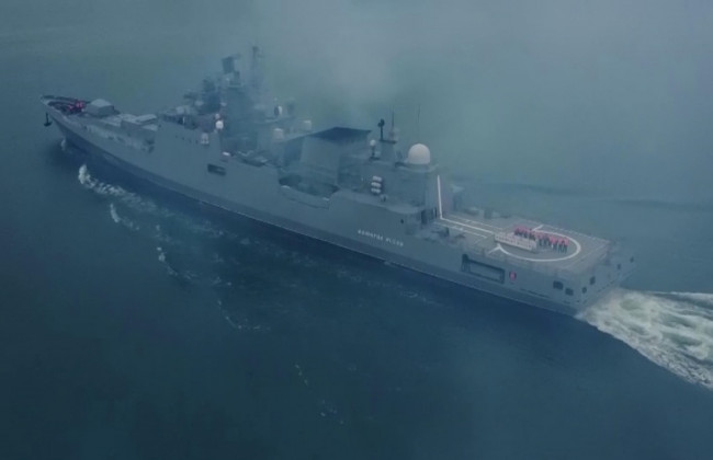 В Черном море более 20 российских кораблей вышли на учения, видео