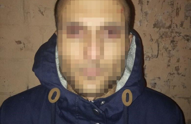 В Киеве разоблачили «серийного вора автозеркал»