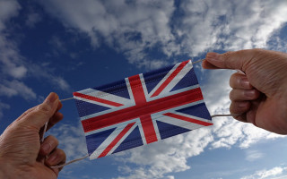 Англия отменяет практически все карантинные ограничения