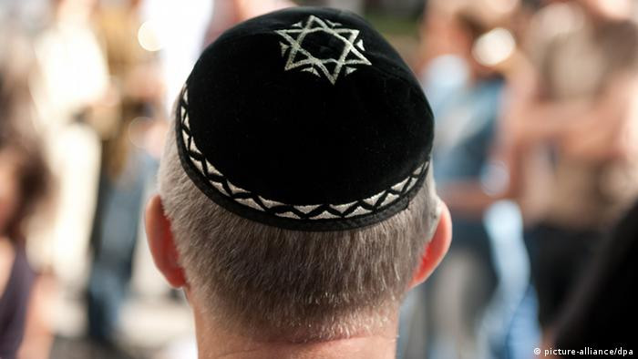 До восьми років позбавлення волі: Комітет рекомендує парламенту встановити покарання за антисемітизм
