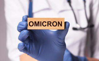 Врач раскрыл метод лечения симптомов «Омикрона»