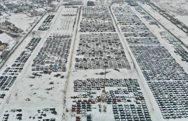 Автомобили полностью «забили» один из портов Украины