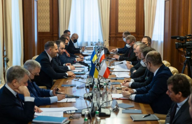 Работа автомобильных пунктов пропуска на границе с Польшей будет улучшена, — Офис Президента