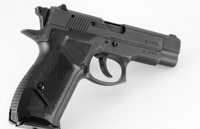 Сотрудники Службы судебной охраны смогут получать в награду оружие