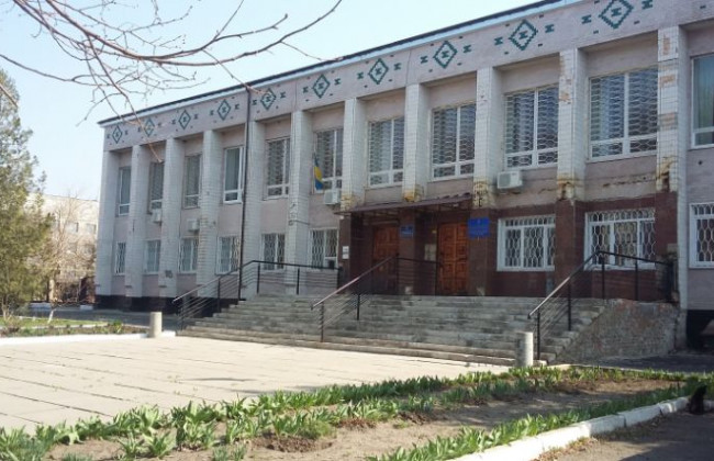 Антивакцинаторы пришли в суд и объявили его нелегитимным