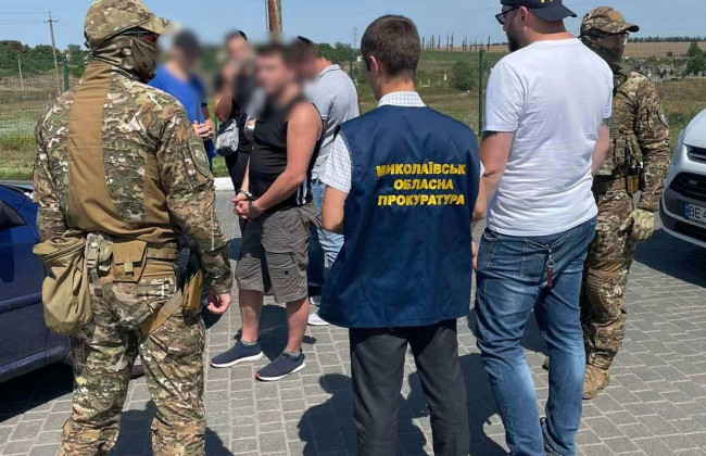 «Продаж» посади голови Миколаївської ОДА: за шахрайство судитимуть трьох осіб