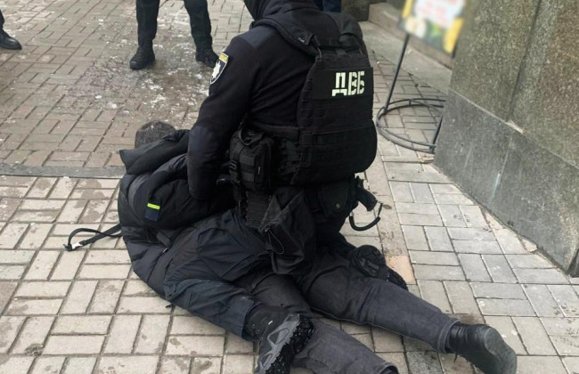 Внутрішня безпека Нацполіції затримала псевдородича міністра внутрішніх справ за «продаж» посади у відомстві