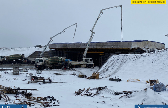 На трассе Киев — Харьков строят огромную транспортную развязку