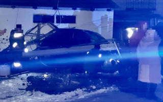 ДТП в Борисполе: автомобиль влетел в электроопору и снес забор