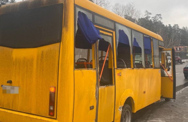 ДТП под Киевом: маршрутка врезалась в грузовик