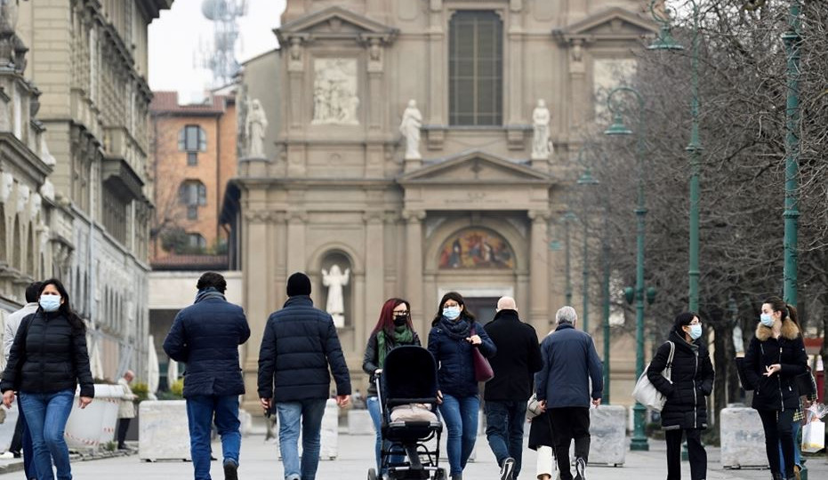 Италия намерена ослабить ограничения, введенные из-за COVID