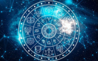 Назвали знаки Зодиака, которых в феврале ждет карьерный рост