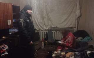 Горе-мать из Сум «потеряла» дочь в соседней комнате