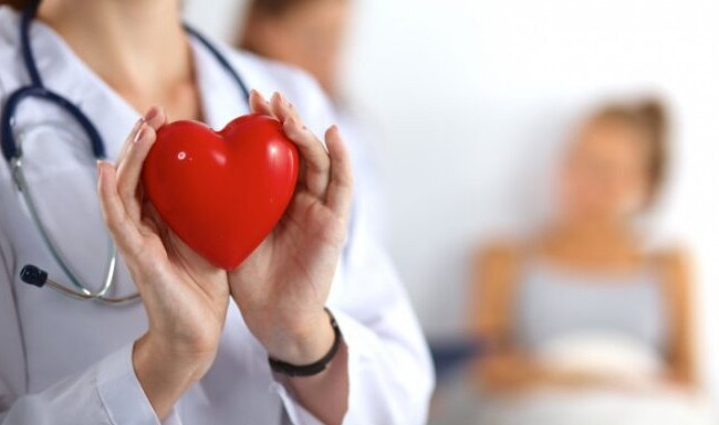 Стало известно, как коронавирус бьет по сердцу
