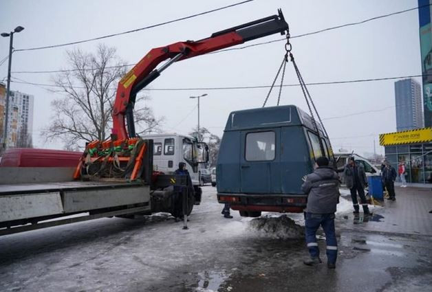 У Києві масово демонтують МАФи