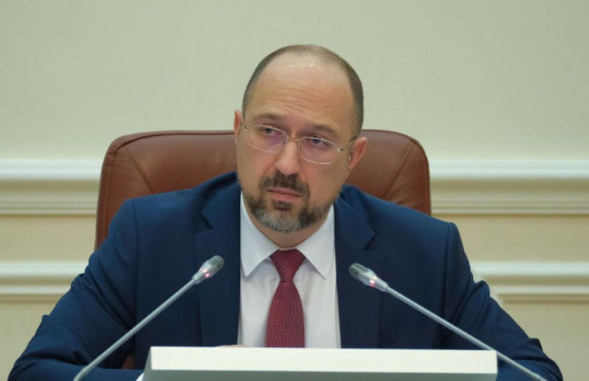 Кабмін визначив розмір компенсації за шкоду здоров'ю через ліки чи вакцинацію від COVID-19