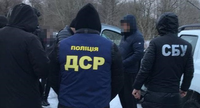 Харьковские полицейские разоблачили схему по незаконной добыче песка почти на 950 миллионов гривен